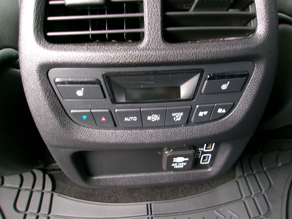 
								2019 Honda Passport Touring full									