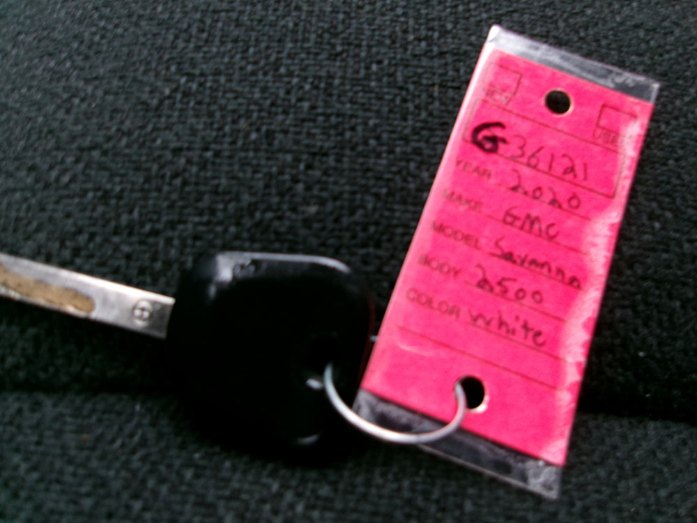 
								GMC SAVANA 2500 CARGO full									