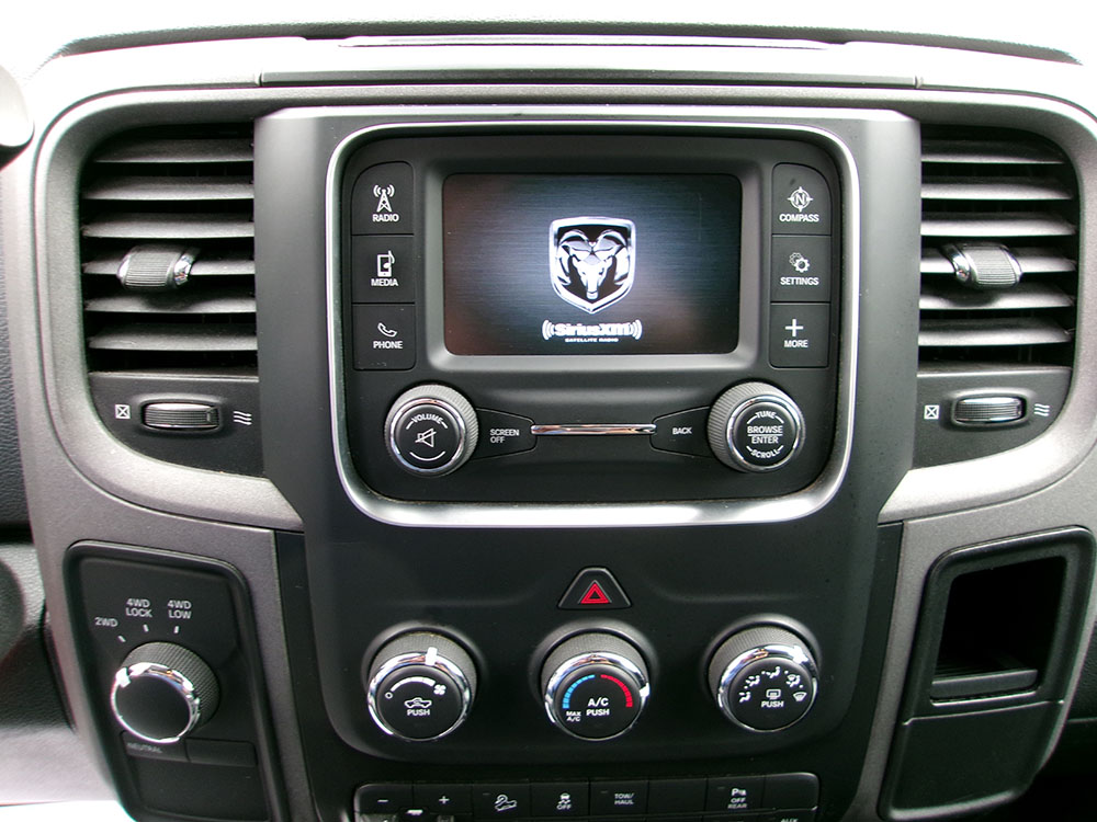 
								RAM 2500 TRADESMAN CREW CAB full									