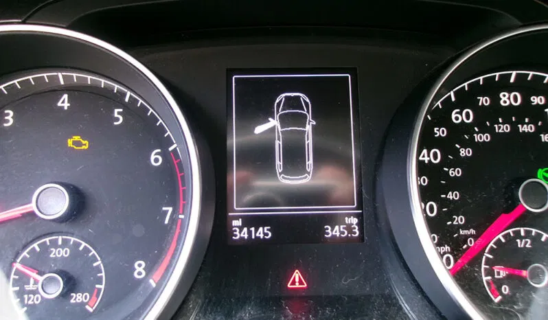 
								2019 Volkswagen Golf Sportwagen S full									