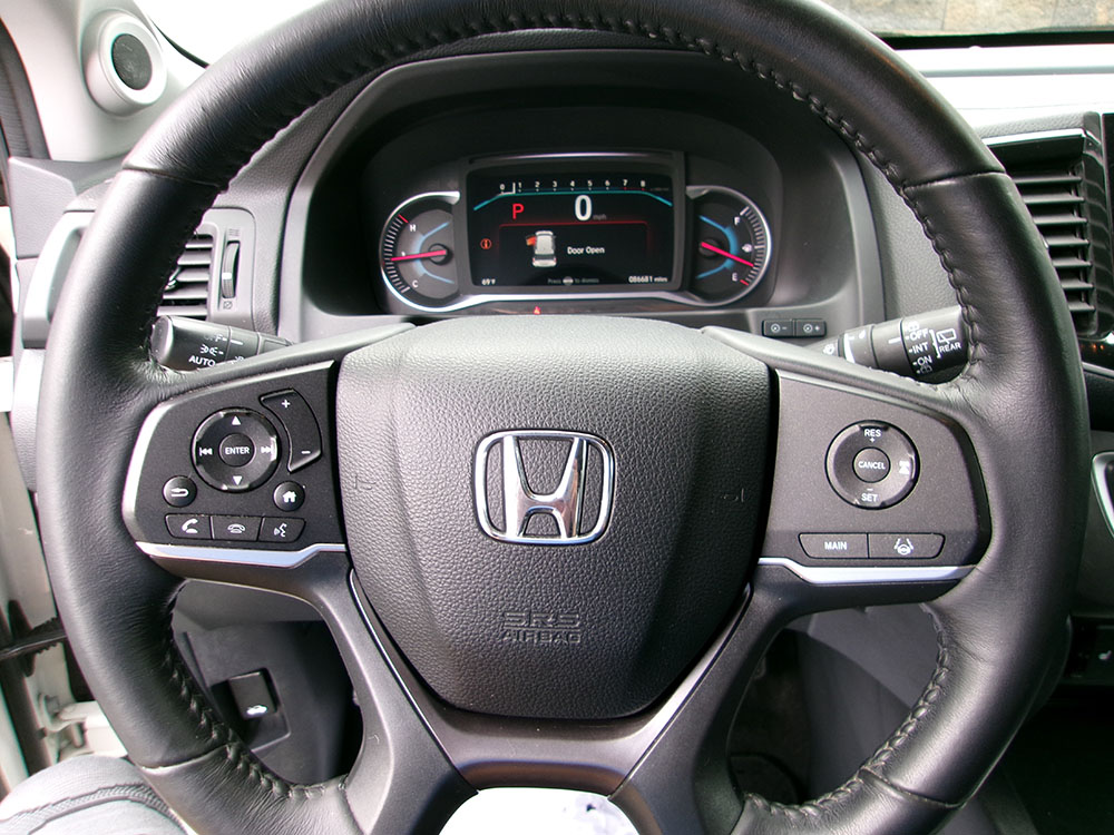 
								2019 Honda Pilot EX-L full									