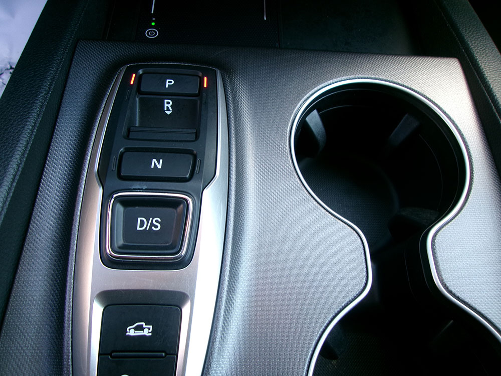 
								HONDA RIDGLINE SPORT full									