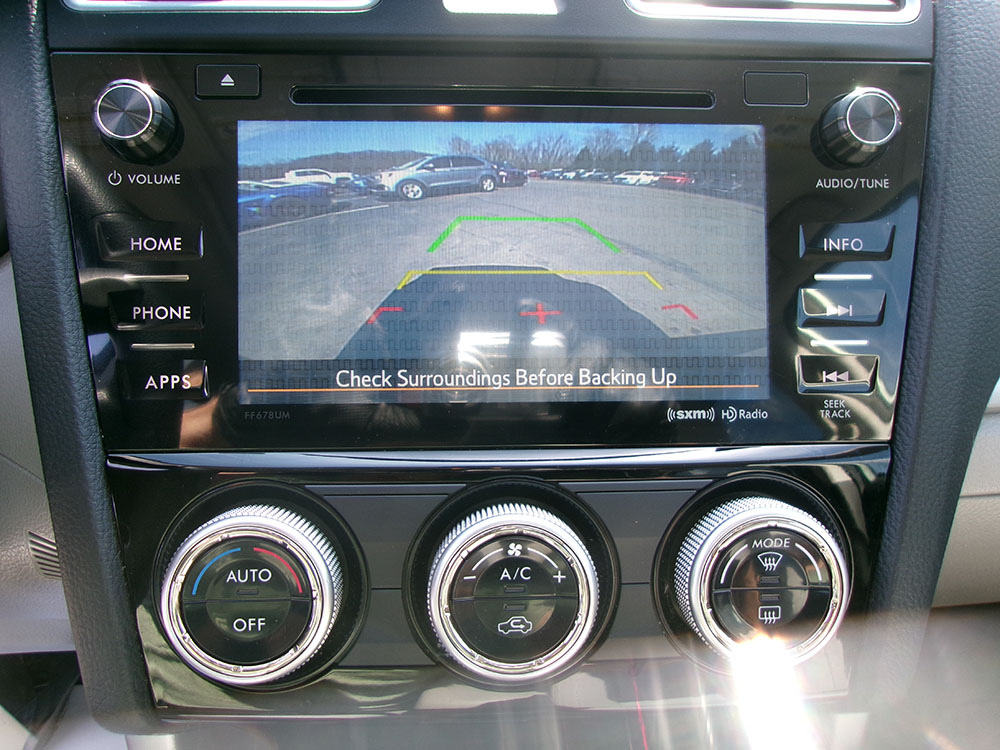 
								SUBARU FORESTER PREMIUM full									