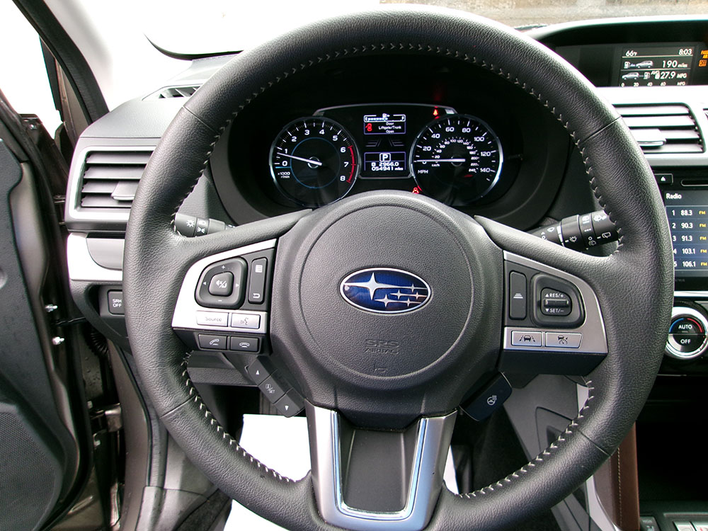 
								2017 Subaru Forester Touring full									