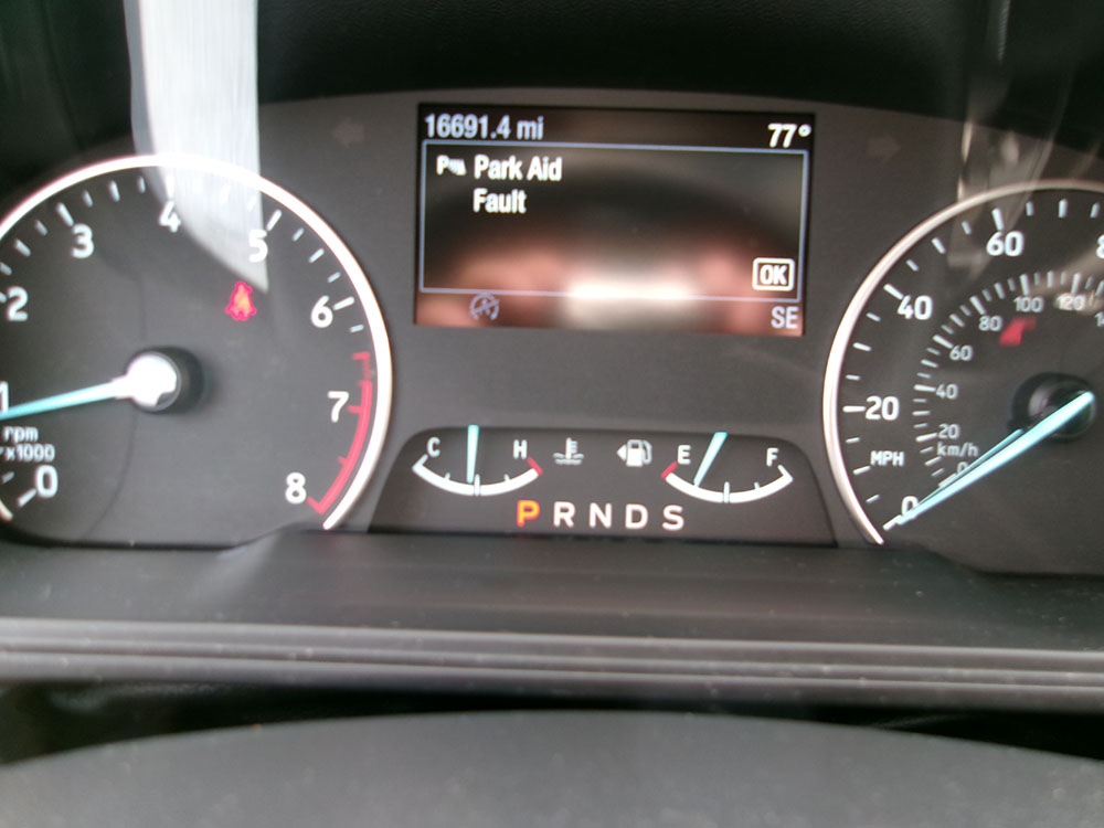 
								2020 Ford EcoSport SE full									
