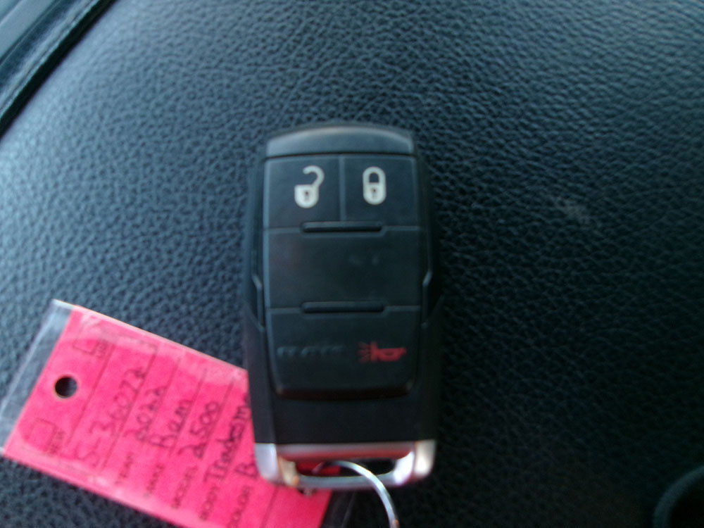 
								RAM 2500 TRADESMAN CREW CAB full									