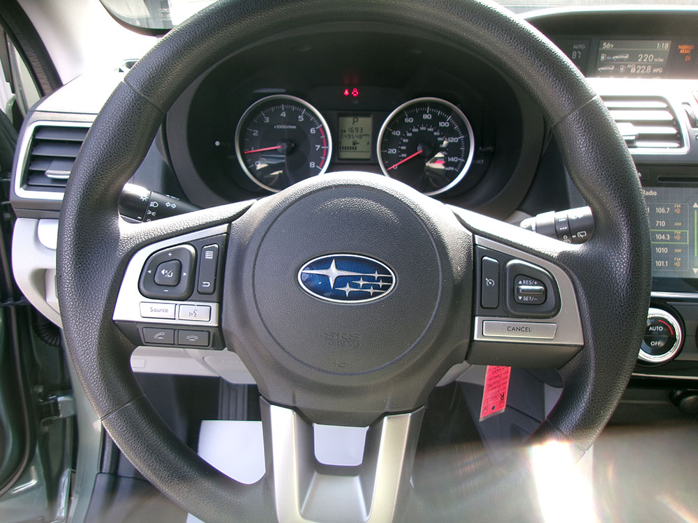 
								SUBARU FORESTER PREMIUM full									