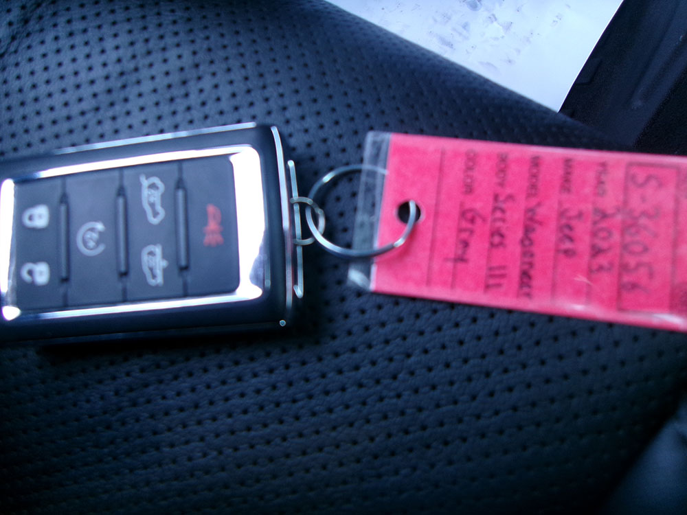 
								JEEP WAGONEER SERIES III full									