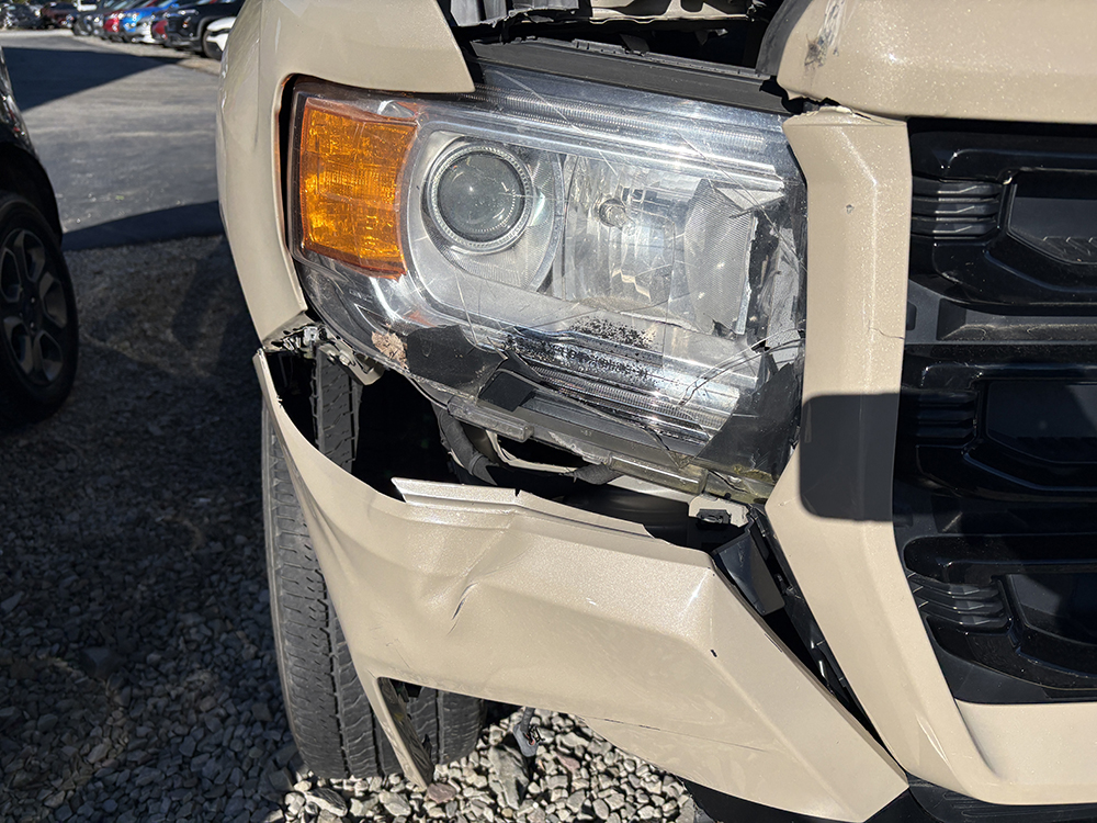 
								2021 GMC Canyon Elevation Crew Cab full									
