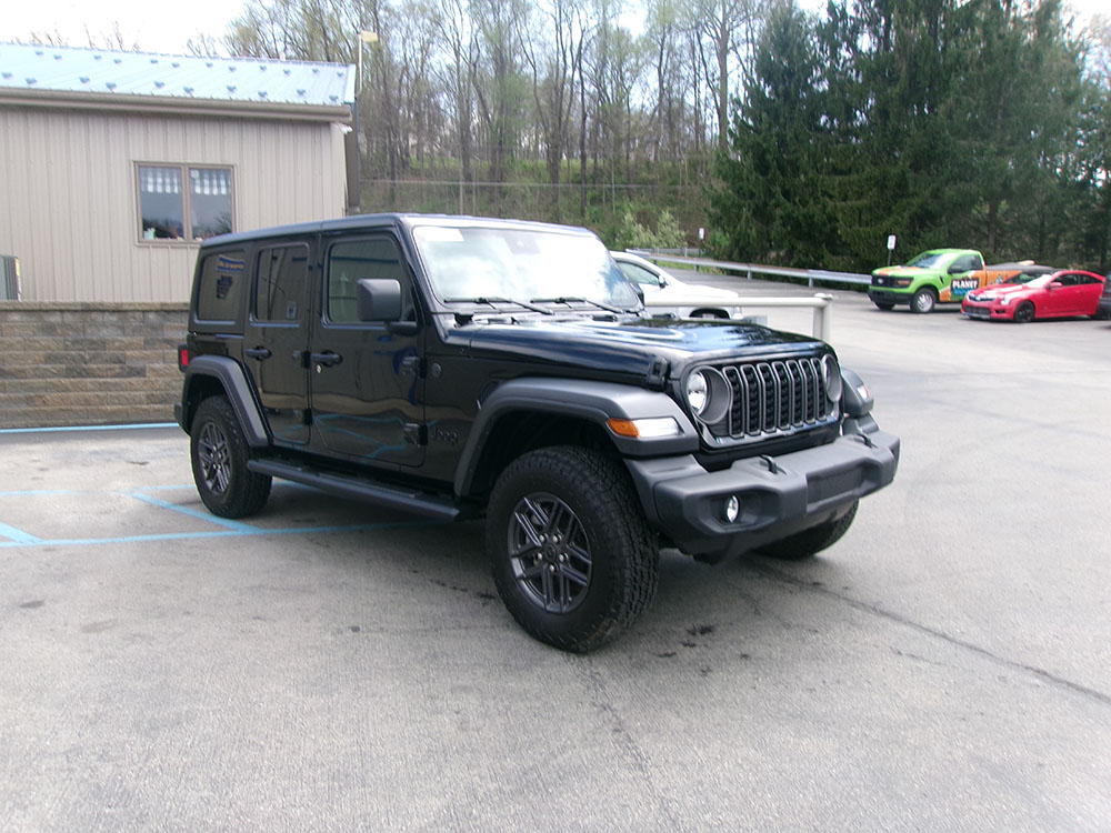 
								JEEP WRANGLER UNLIMITED SPORT S full									