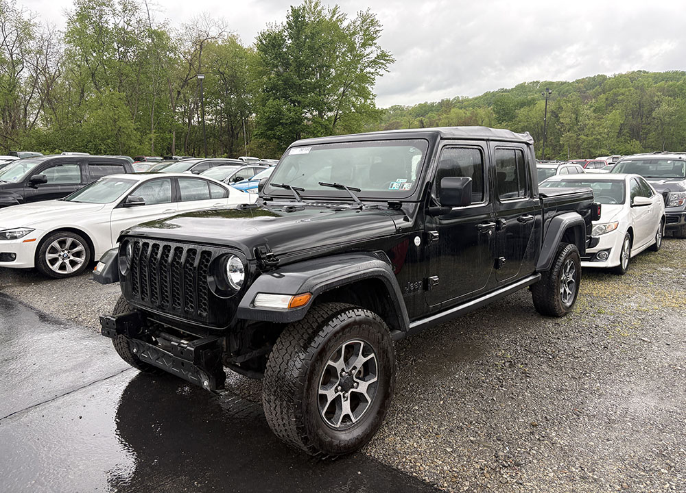 2020 Jeep Gladiator Sport's photo