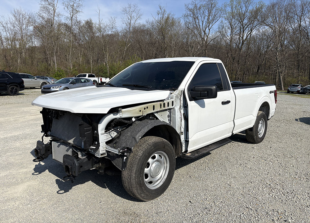 FORD F-150 XL REG CAB 8′ BED