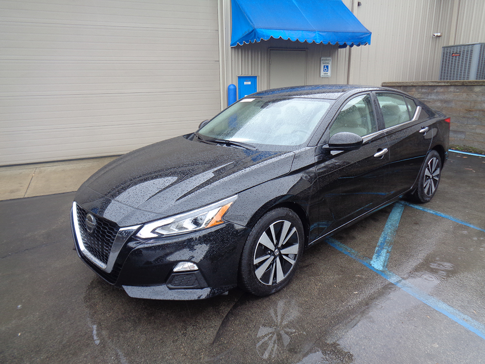 
								2021 Nissan Altima SV full									
