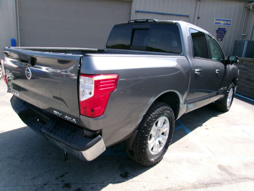 NISSAN TITAN SV CREW CAB