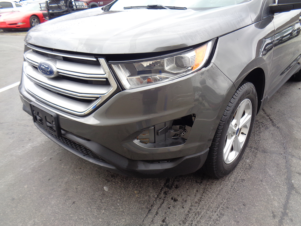 
								2017 Ford Edge SE full									