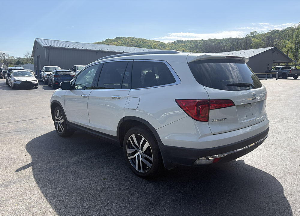 
								HONDA PILOT TOURING full									
