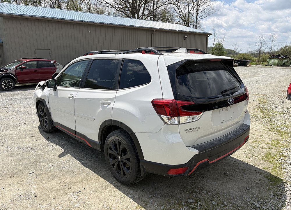 
								SUBARU FORESTER full									