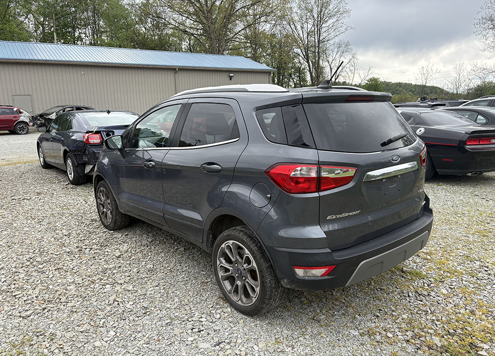 
								FORD ECOSPORT TITANIUM full									
