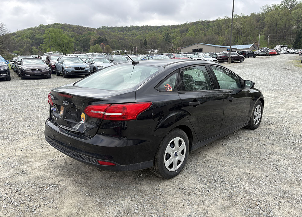 
								FORD FOCUS S full									