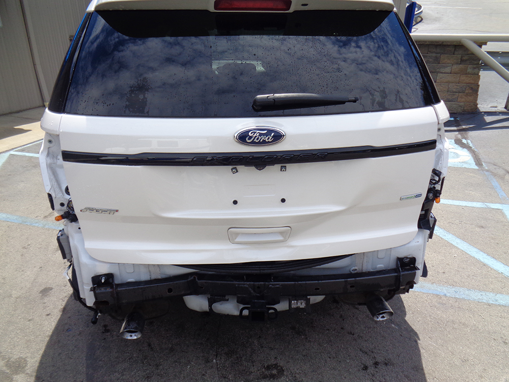 
								2015 Ford Explorer Sport full									