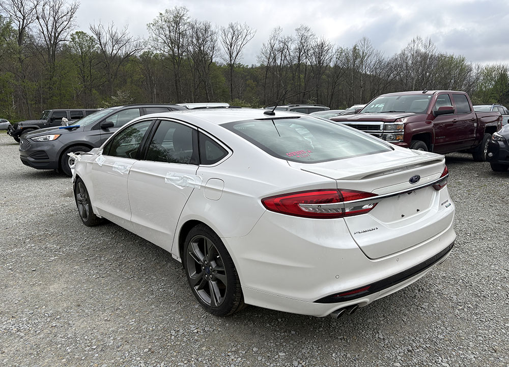 
								FORD FUSION SPORT full									