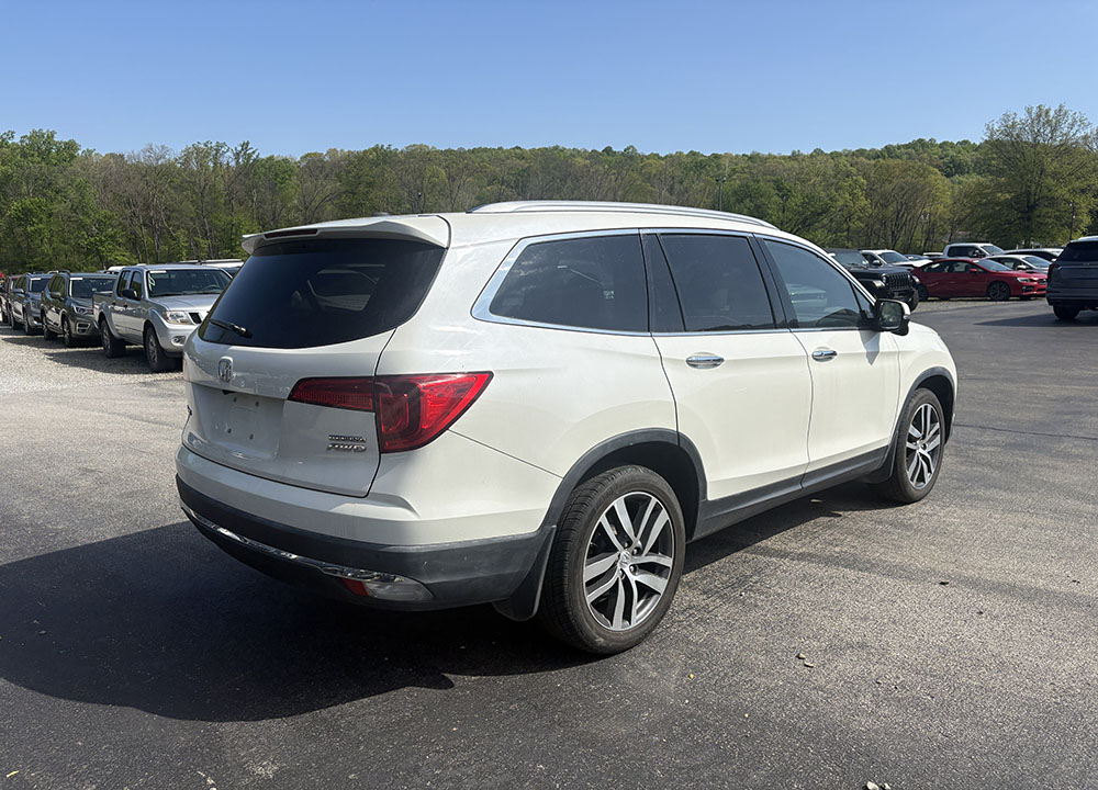 
								HONDA PILOT TOURING full									