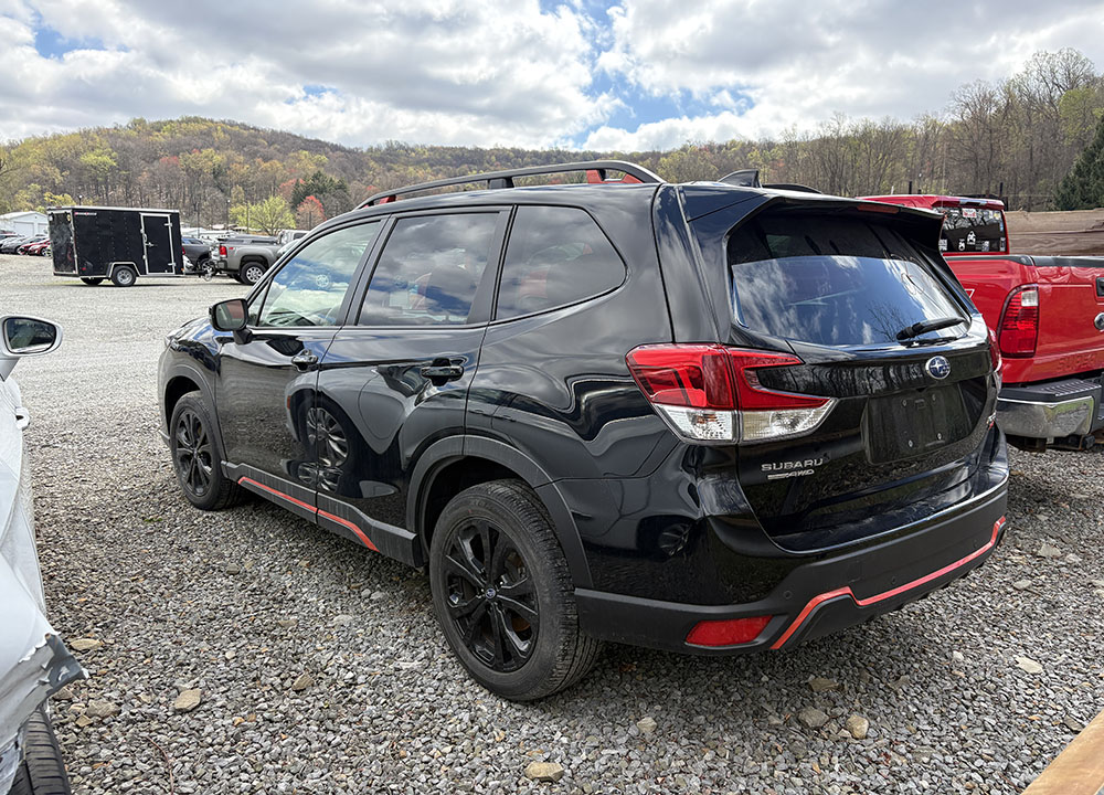
								SUBARU FORESTER SPORT full									