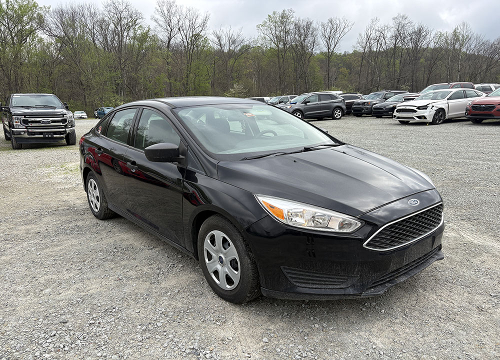 
								FORD FOCUS S full									
