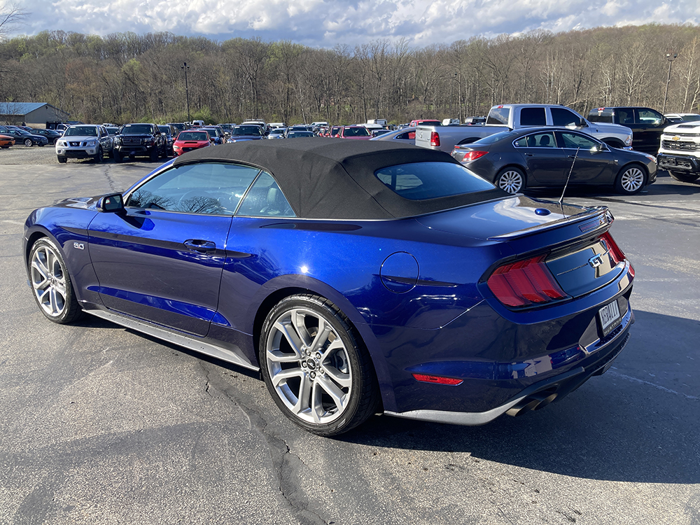 
								FORD MUSTANG GT PREMIUM full									