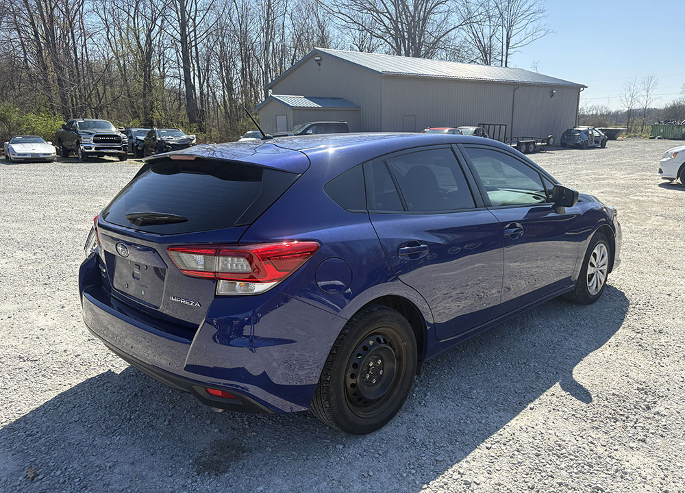 
								SUBARU IMPREZA full									