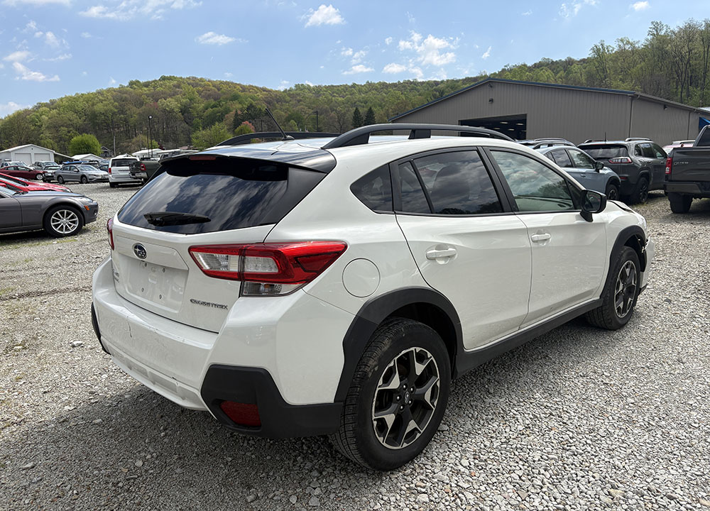 
								SUBARU CROSSTREK full									
