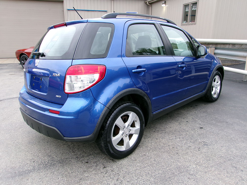 
								SUZUKI SX4 full									