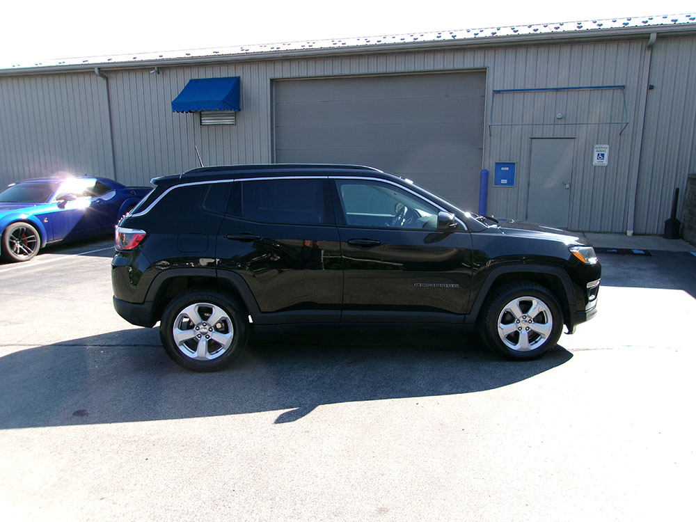 
								JEEP COMPASS LATITUDE full									