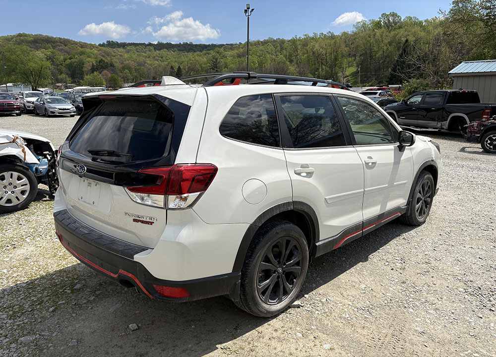 
								SUBARU FORESTER full									