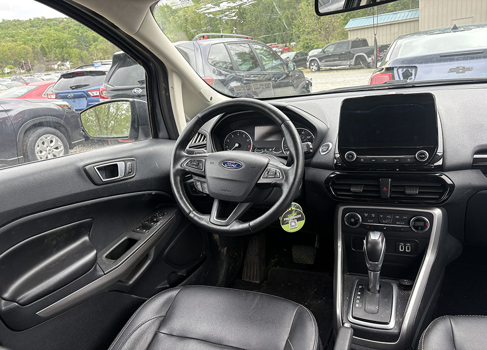 
								FORD ECOSPORT TITANIUM full									