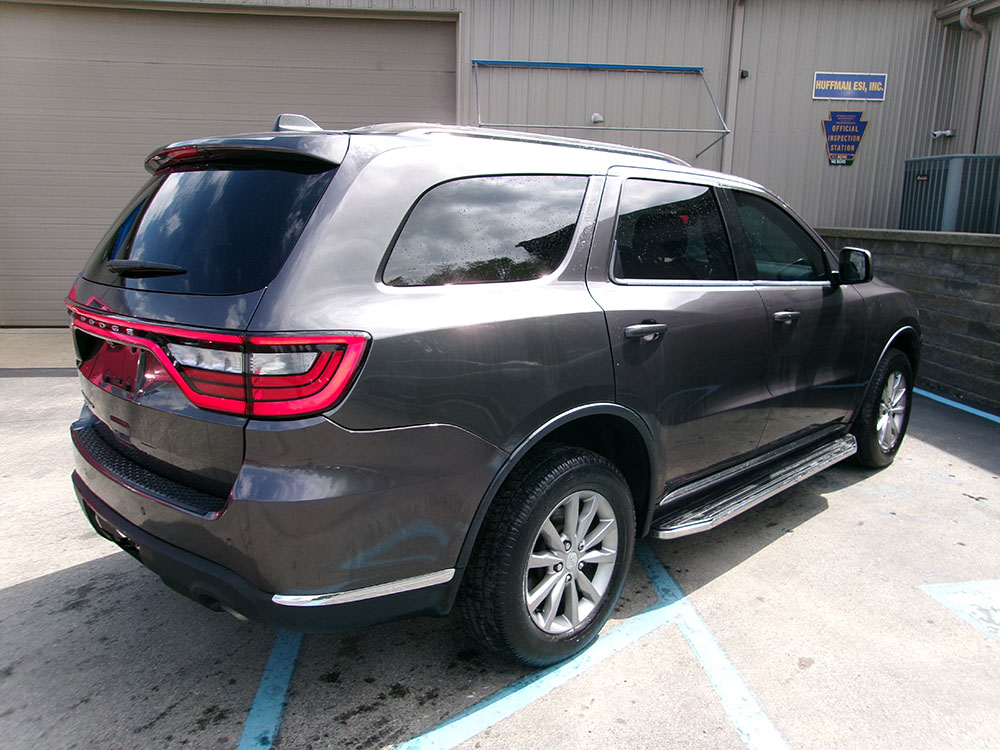 
								DODGE DURANGO SXT full									