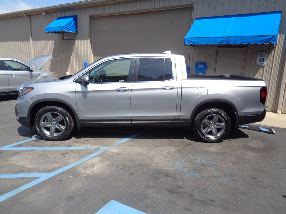 
								2021 Honda Ridgeline RTL Crew Cab full									