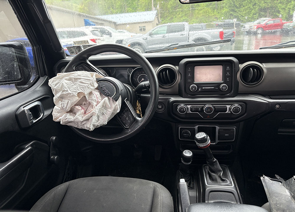 
								JEEP GLADIATOR SPORT full									