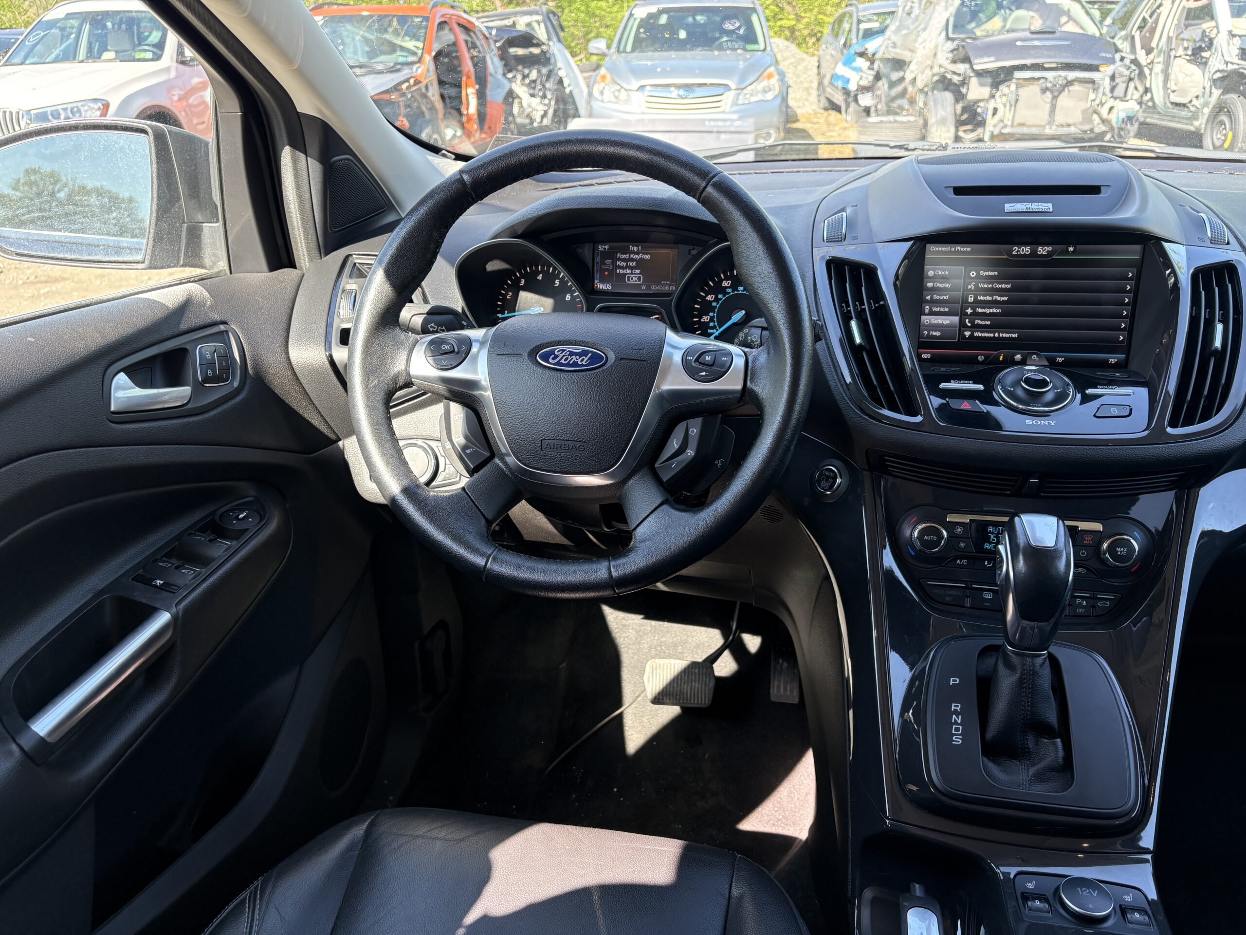 
								FORD ESCAPE TITANIUM full									
