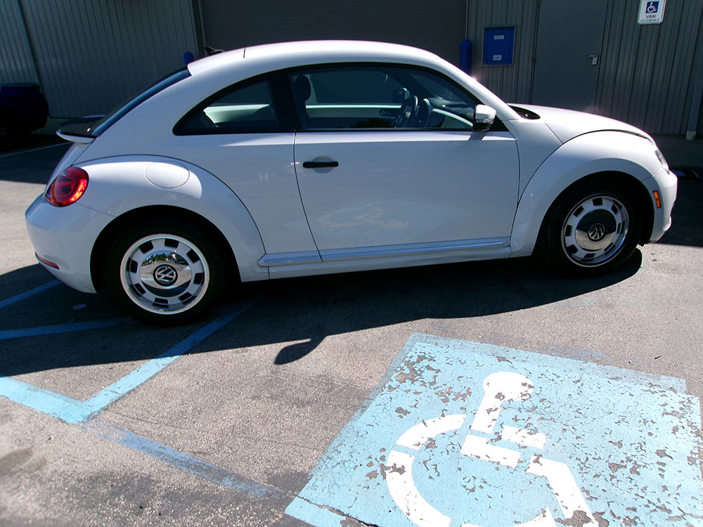
								VOLKSWAGEN BEETLE full									