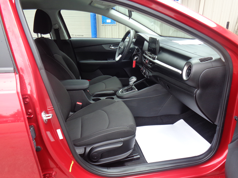 
								2021 Kia Forte LXS full									