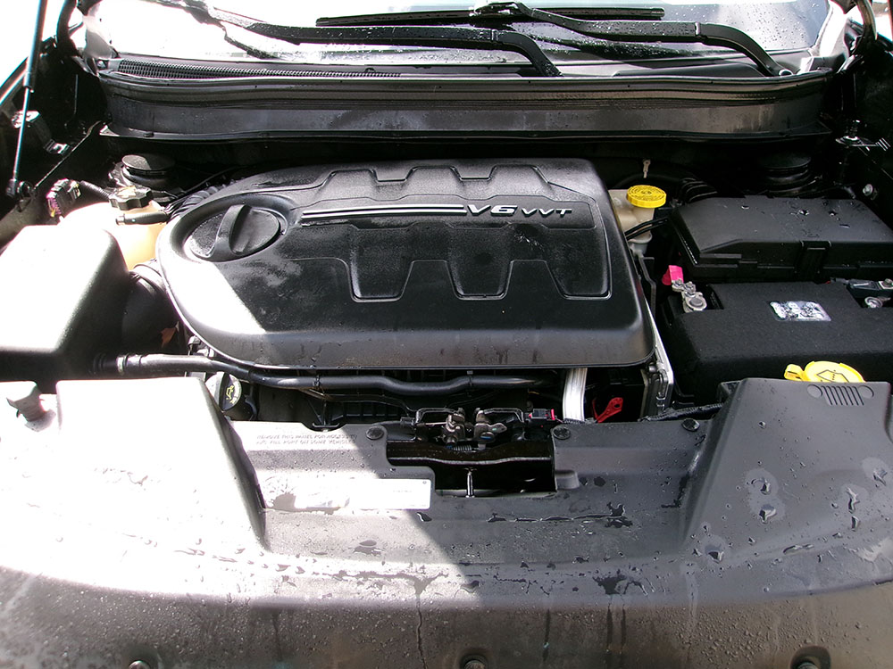 
								JEEP CHEROKEE LIMITED full									