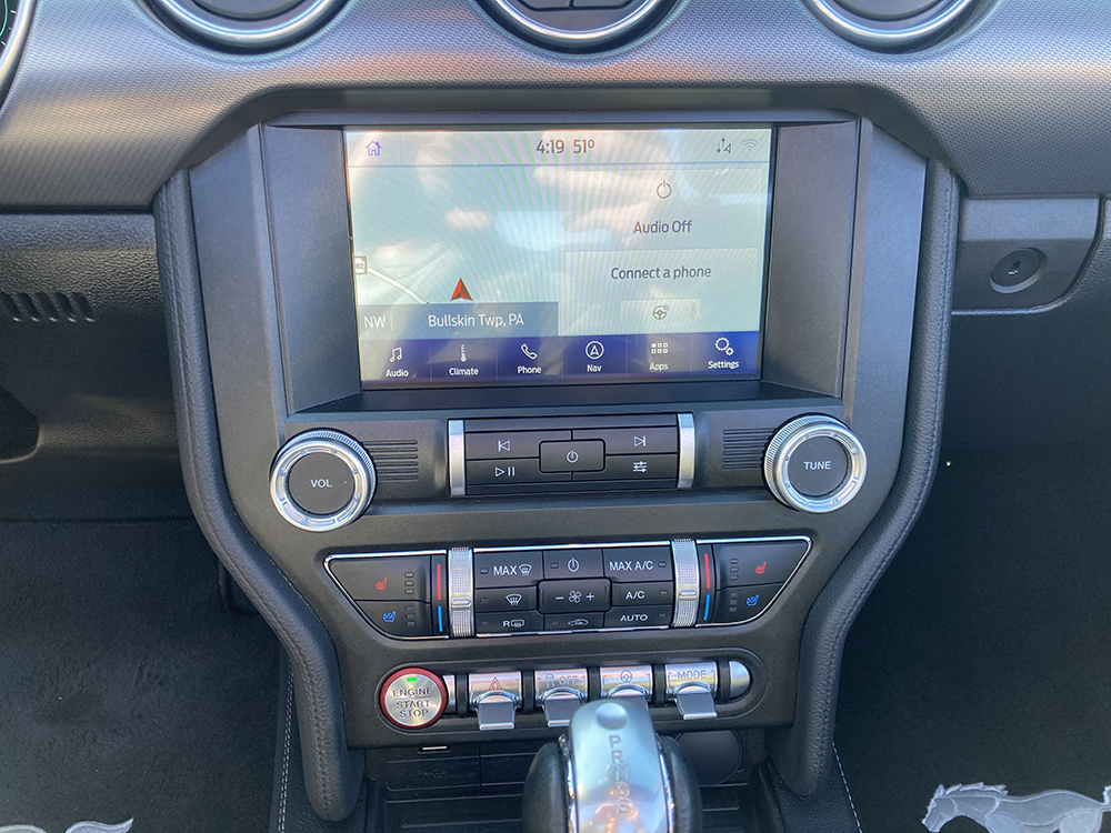 
								FORD MUSTANG GT PREMIUM full									