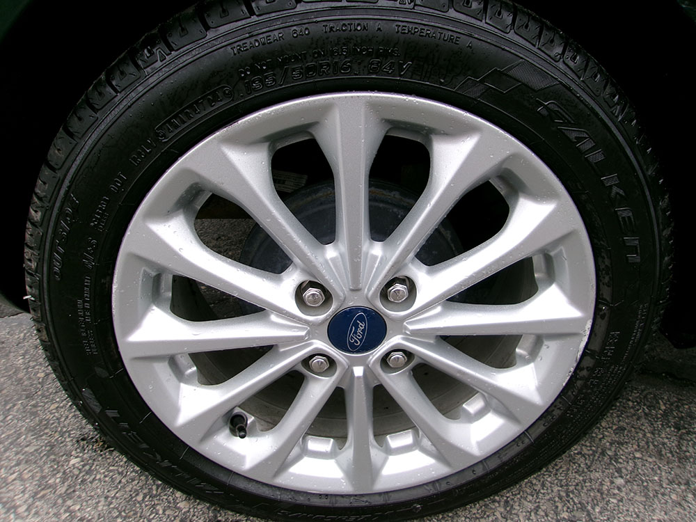 
								FORD FIESTA SE full									