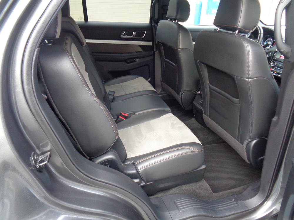 
								2017 Ford Explorer full									