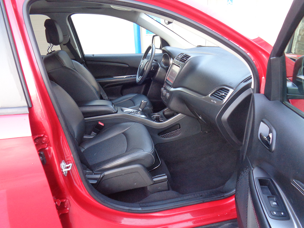 
								2020 Dodge Journey Crossroad full									