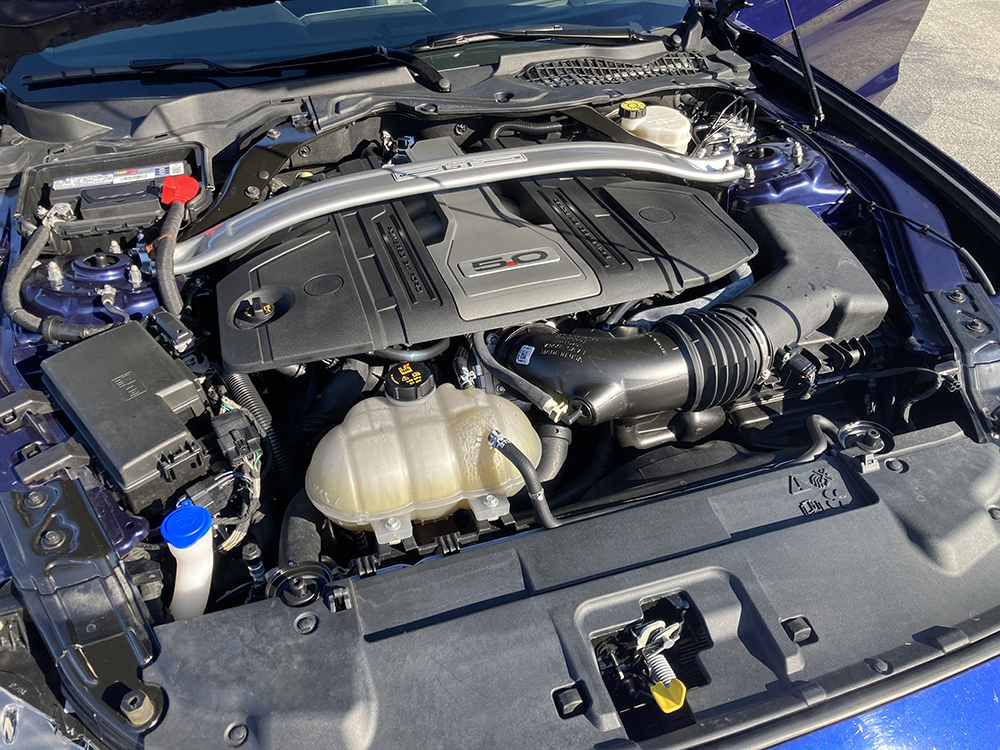 
								FORD MUSTANG GT PREMIUM full									