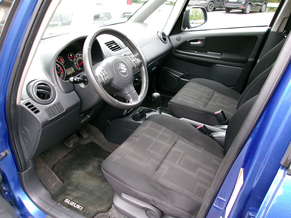 
								SUZUKI SX4 full									