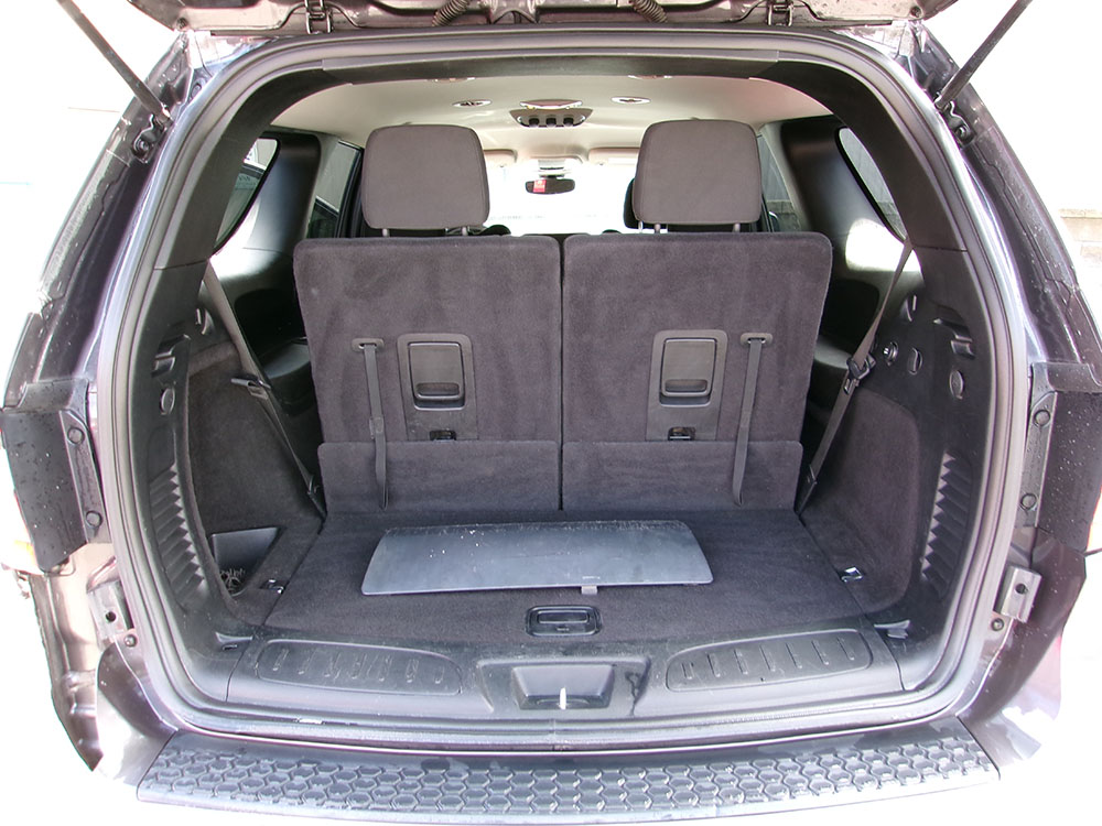 
								DODGE DURANGO SXT full									