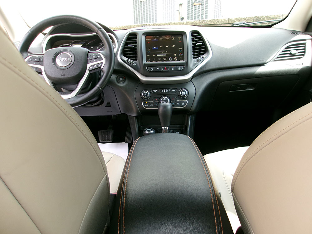 
								JEEP CHEROKEE LIMITED full									